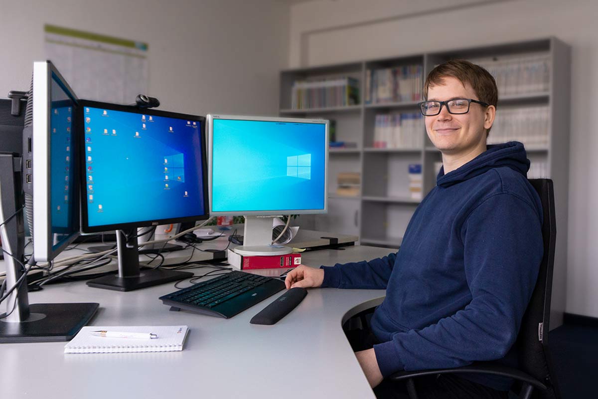 Stephan aus der Software Entwicklung von Signum Warenwirtschaftssysteme