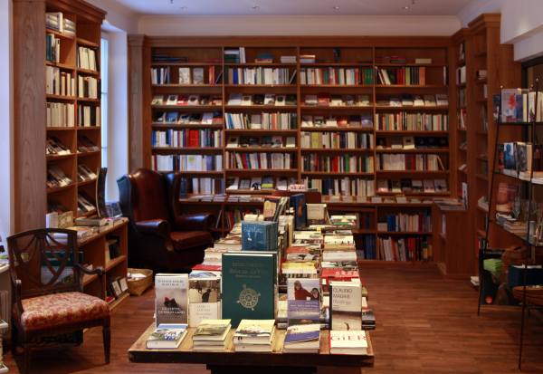 schloss elmau buecherei